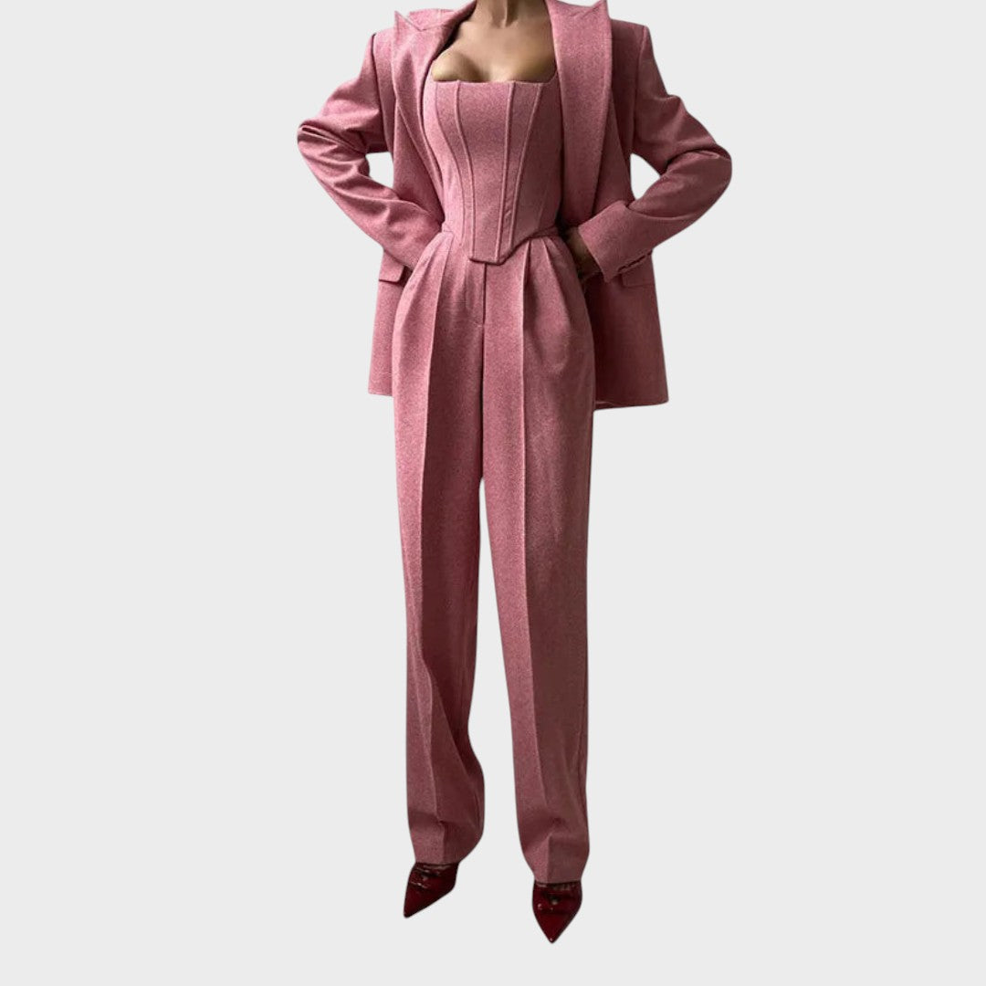 Karolina - Stærkt og Elegant Sæt