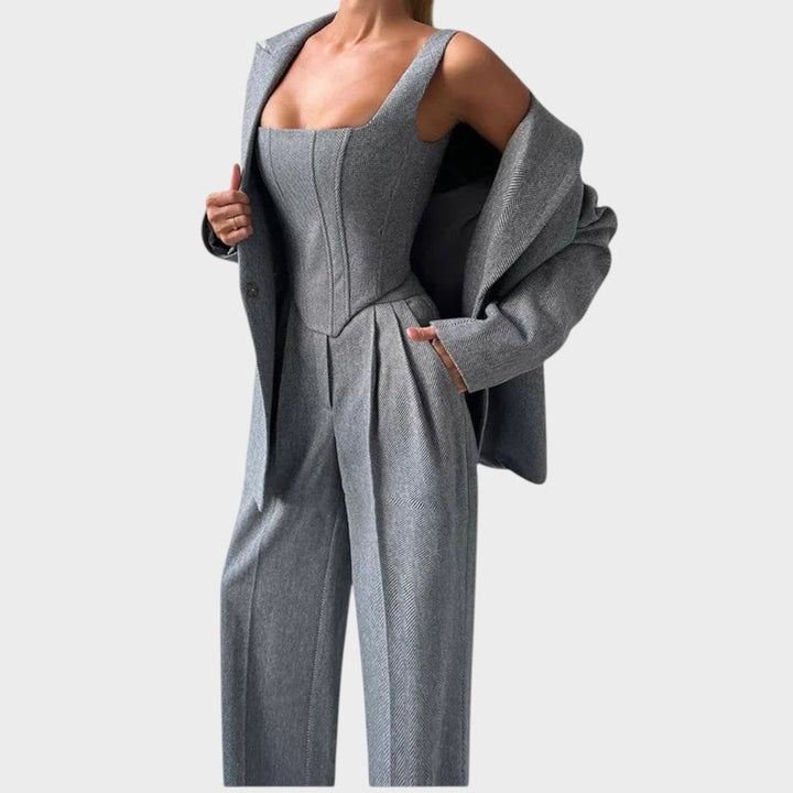 Karolina - Stærkt og Elegant Sæt