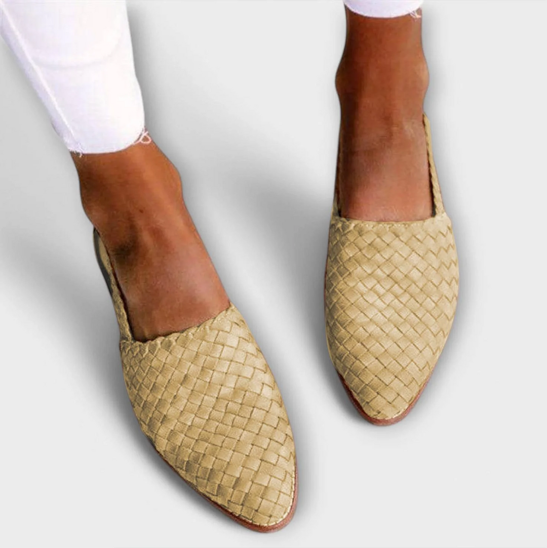 Aurora - Slip-On Moccasins