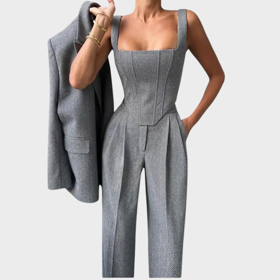 Karolina - Stærkt og Elegant Sæt