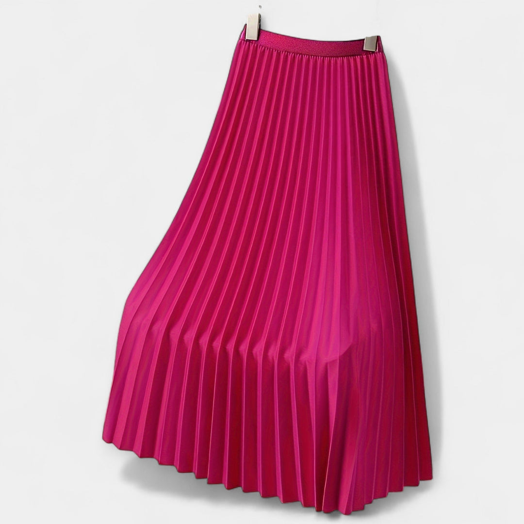 Bodil | Fitted Pleated Skirt