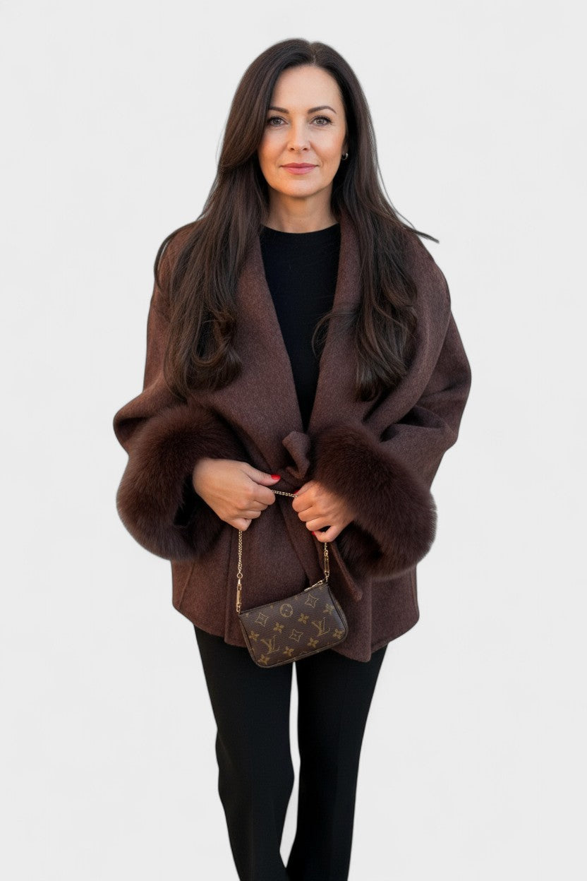 Dagmar™ | Elegant Frakke med Økologisk Pels
