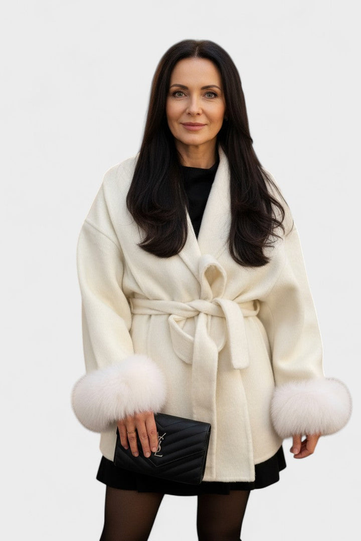 Dagmar™ | Elegant Frakke med Økologisk Pels