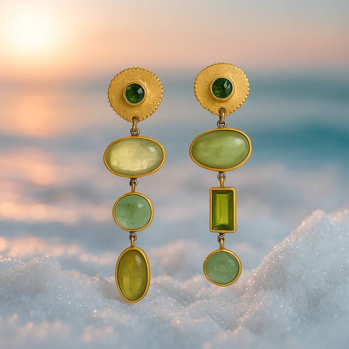 Gry | Gyldne Skovøreringe" can be rewritten as "Gry | Golden Forest Earrings.
