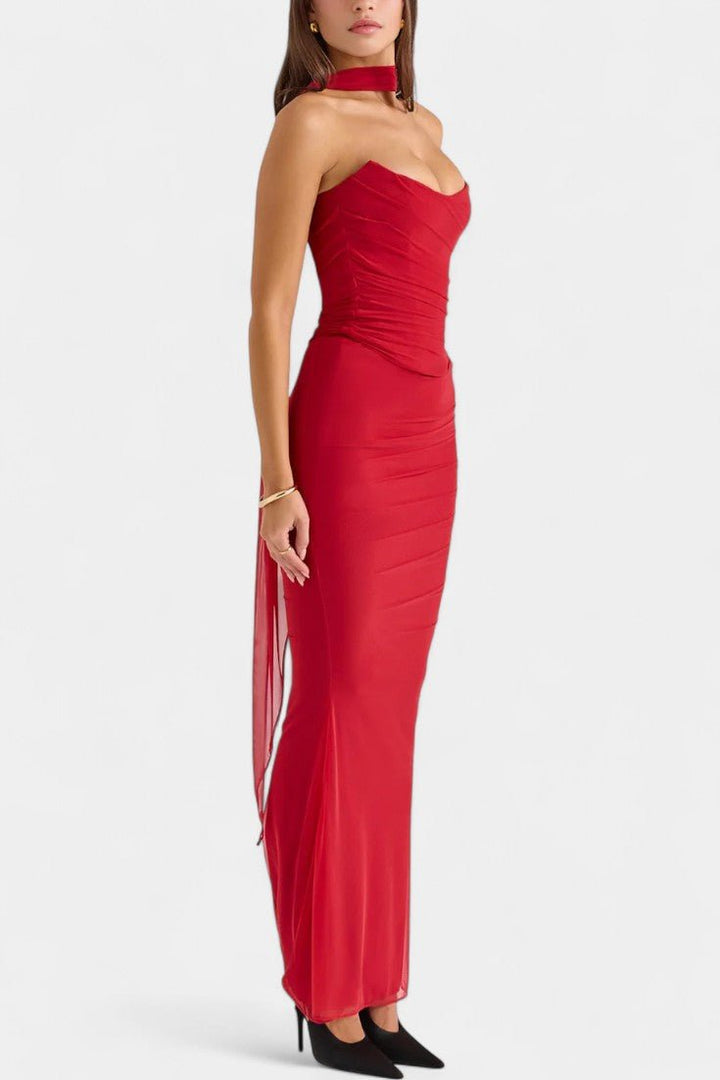 Ida | Dekorativ Netkjole" can be rewritten as "Ida | Decorative Mesh Dress.