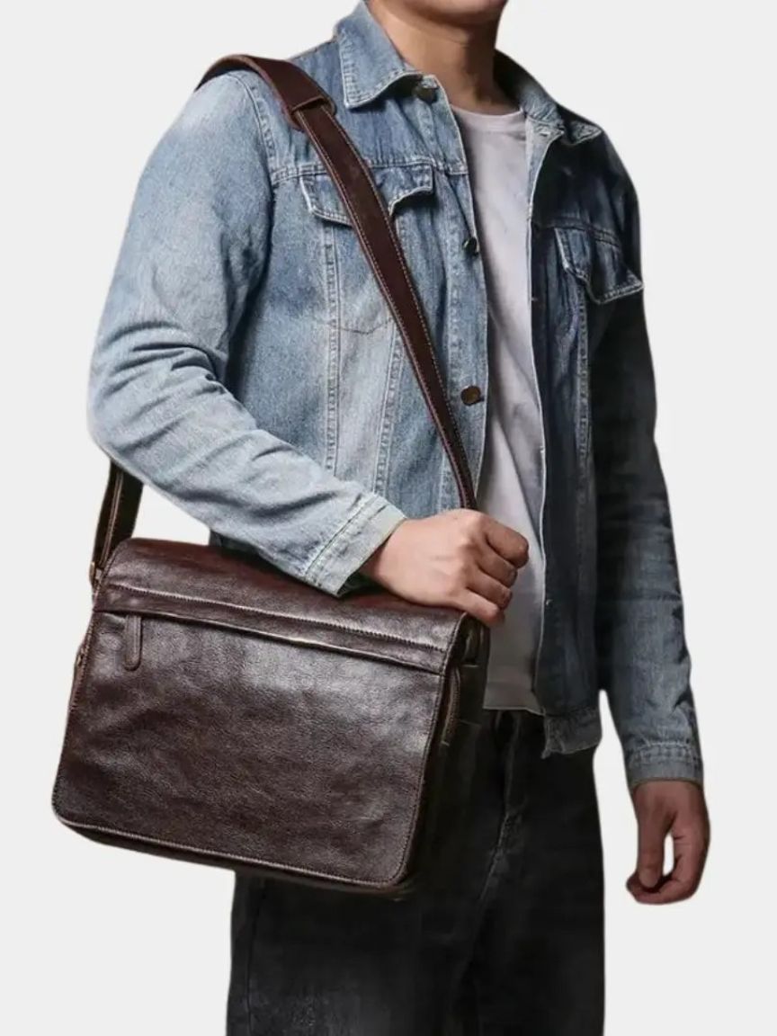 Lasse™ | Classic Messenger Bag
