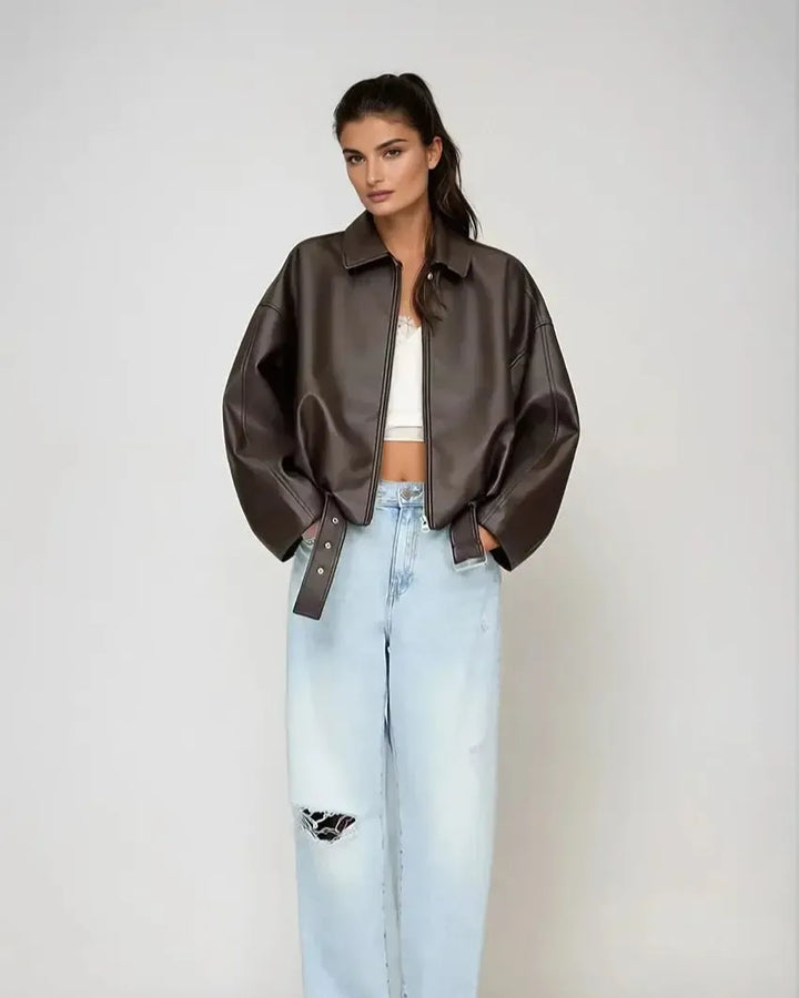 Louise | Vegansk Læderjakke i Stilig Design