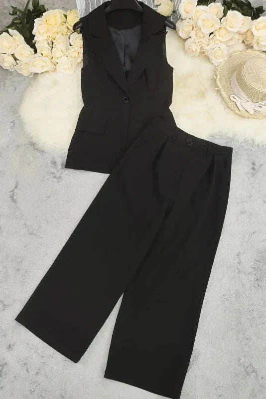 Maja | Luksuriøst Sæt" could be rewritten as "Maja | Elegant Luxe Set.