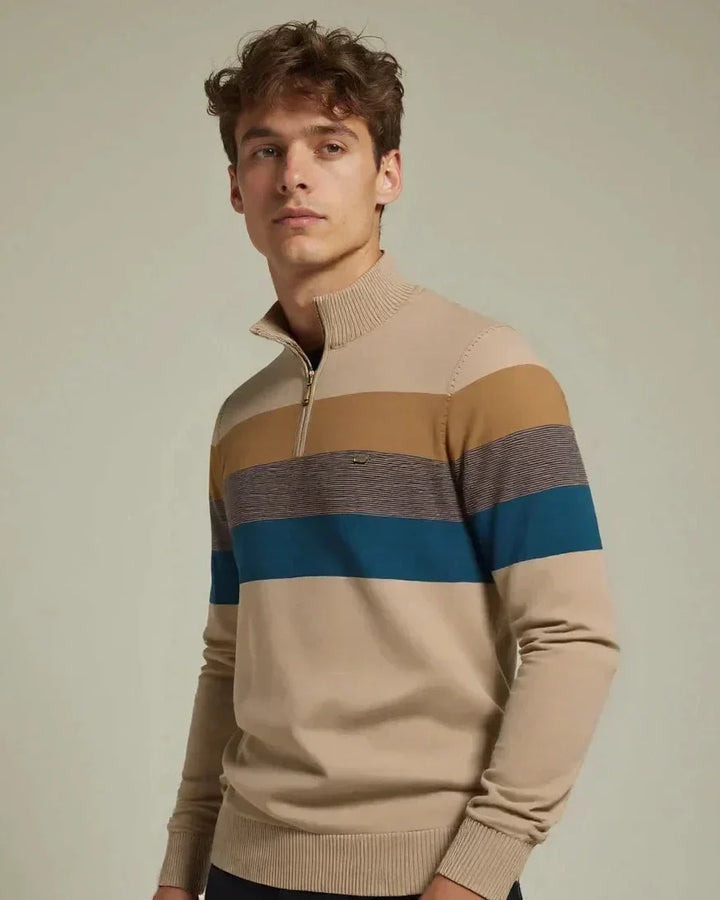 "Oliver™ | Hue med Høj Krave" can be rewritten as "Oliver™ | Beanie with High Collar".