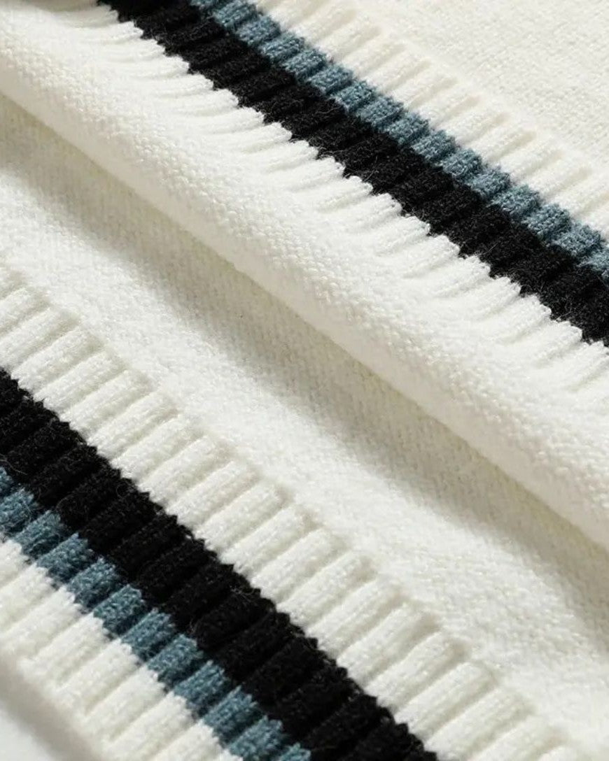 Rasmus™ | V-Neck Sweater