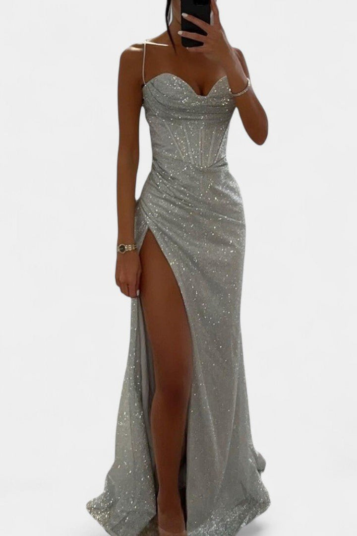 Saga | Korsettkjole" can be rewritten as "Saga | Korsett Dress.