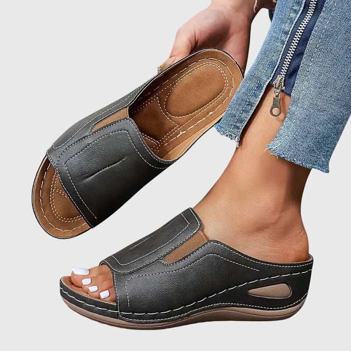 Stine | Orthopedic Sandals