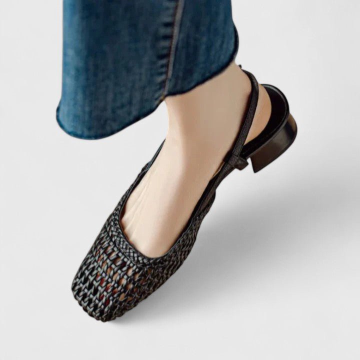 Tilde | Chic Sandals