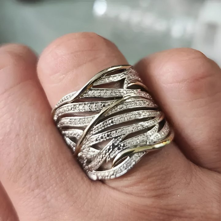 Chic snoet ring